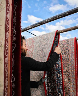 خشک کردن قالی در قالیشویی سرخرود